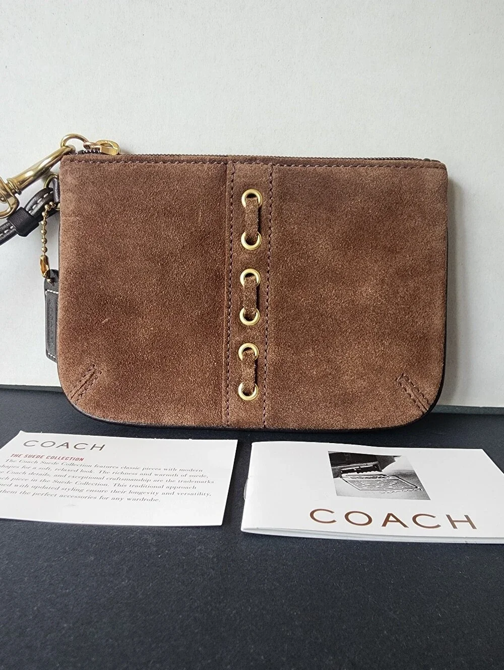 ✨️NWOT✨️ Coach Vintage Suede Wristlet, Brown, 2002
